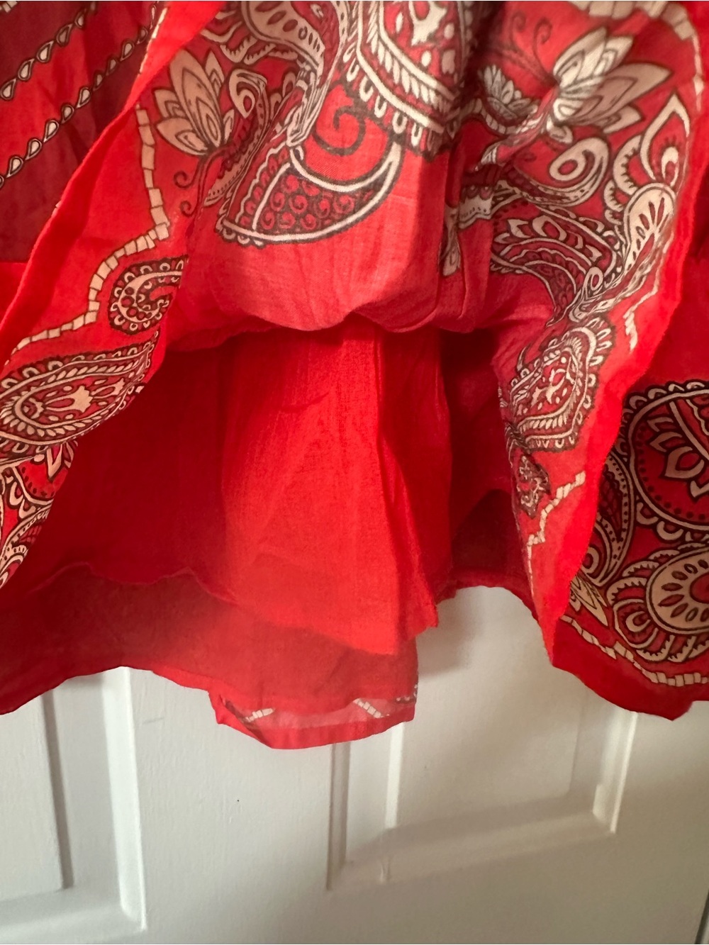 VENUS Red Paisley Strapless Sundress tie back smocked large - Picture 6 of 12